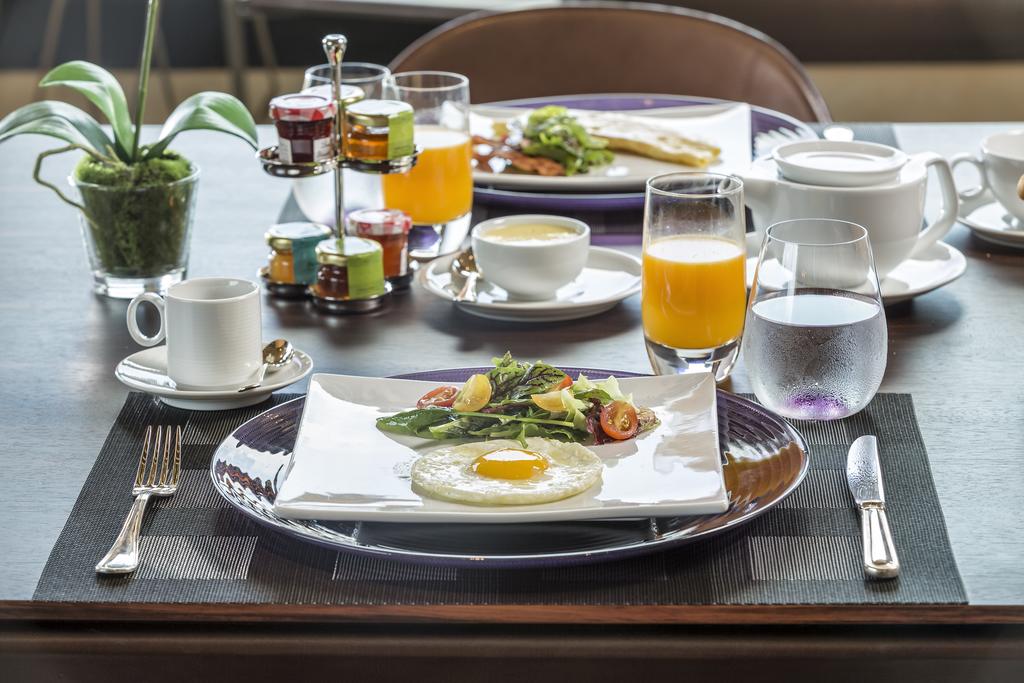 O Monot Luxury Boutique Hotel