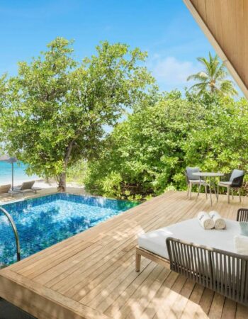 The St. Regis Maldives Vommuli Resort